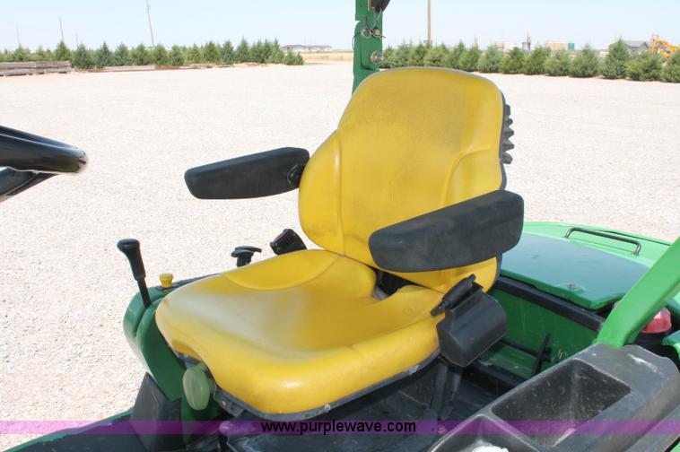 image for item C2596 2008 John Deere 1565 Series II lawn mower