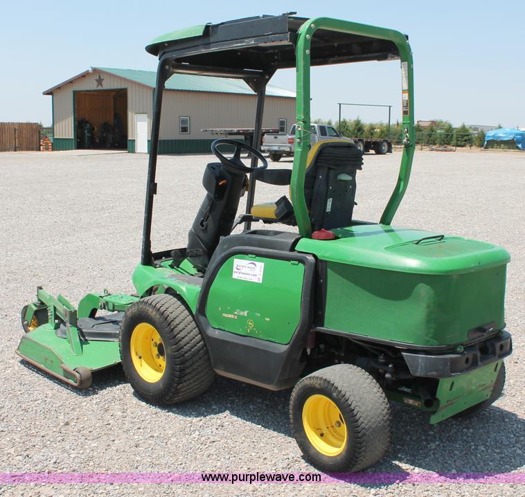 image for item C2597 2008 John Deere 1565 Series II lawn mower