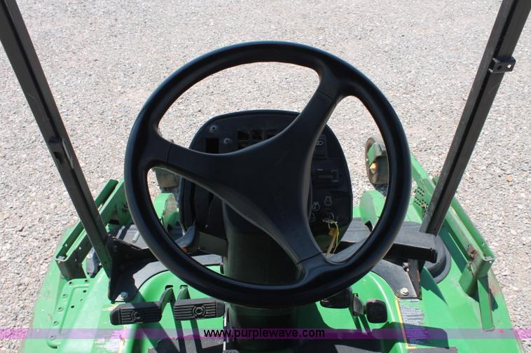 image for item C2597 2008 John Deere 1565 Series II lawn mower