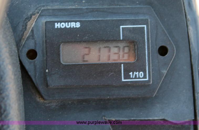 image for item C2597 2008 John Deere 1565 Series II lawn mower