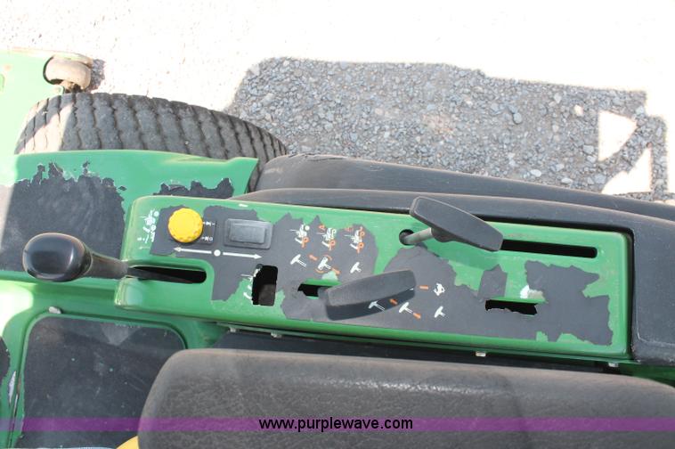 image for item C2597 2008 John Deere 1565 Series II lawn mower