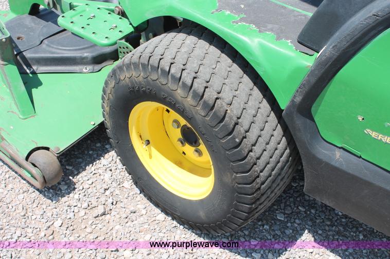 image for item C2597 2008 John Deere 1565 Series II lawn mower