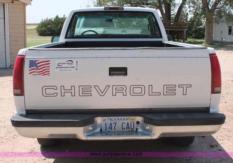 image for item C2599 1998 Chevrolet Cheyenne 1500 pickup truck