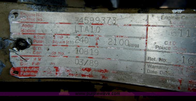 image for item D4159 1989 International 2674 semi truck cab and chassis