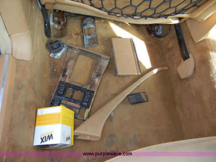 image for item D4241 1987 Mercedes Benz 300 SDL