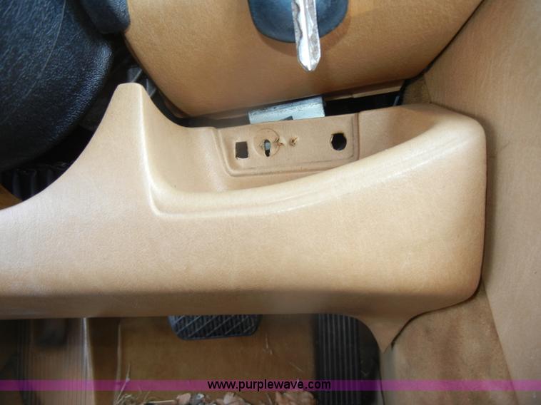 image for item D4241 1987 Mercedes Benz 300 SDL