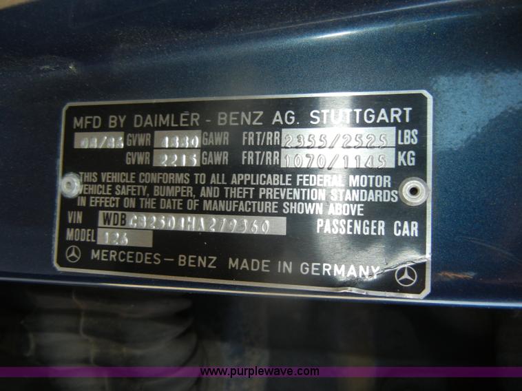 image for item D4241 1987 Mercedes Benz 300 SDL