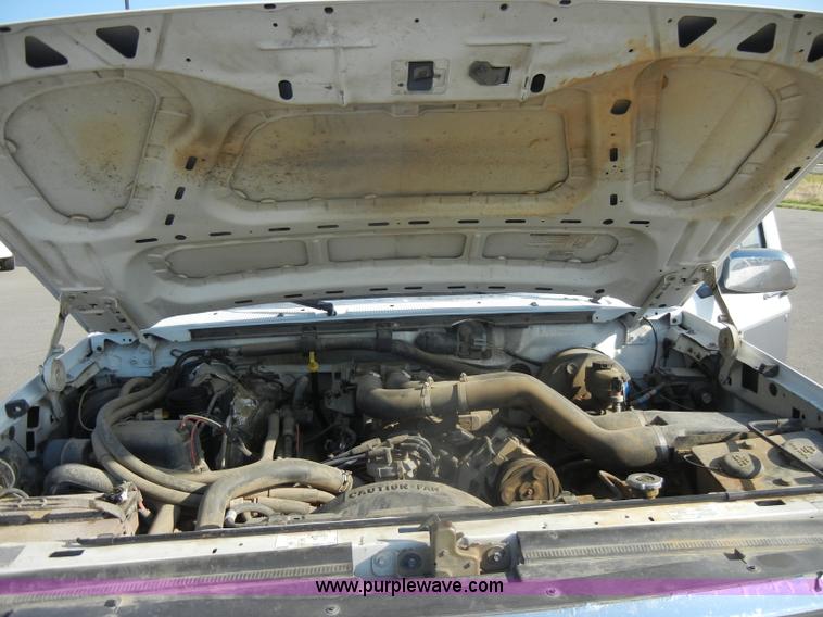 image for item D4243 1997 Ford F250 Heavy Duty flatbed pickup truck