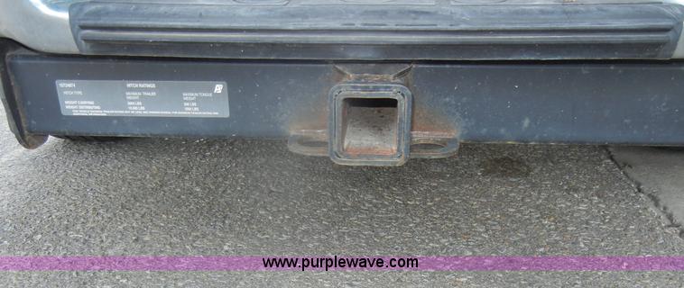 image for item D4244 1996 Chevrolet Suburban 1500 LS SUV