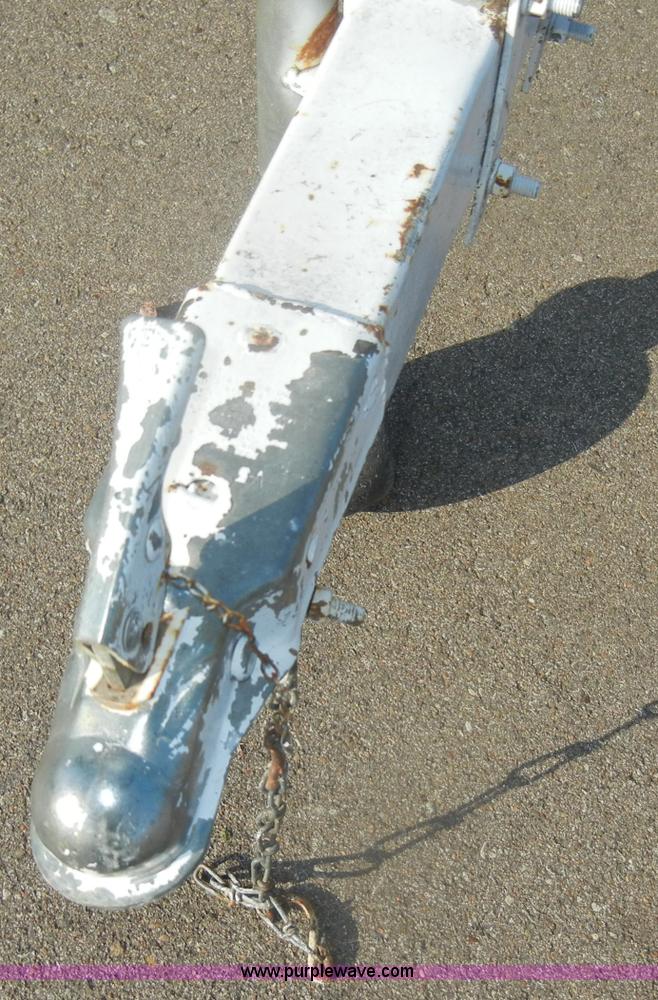 image for item D4343 1985 Bayliner 15' boat with trailer