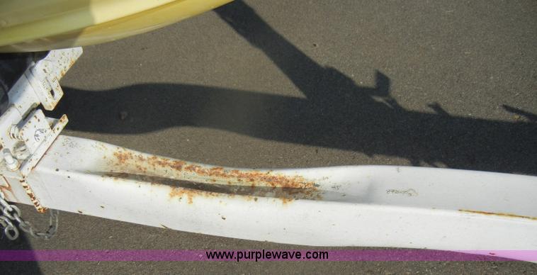 image for item D4343 1985 Bayliner 15' boat with trailer