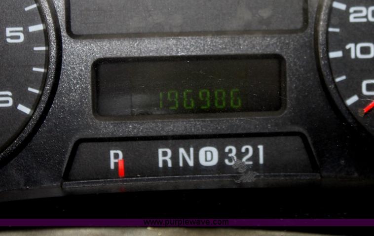 image for item D5023 2007 Ford F250 XL Super Duty pickup truck