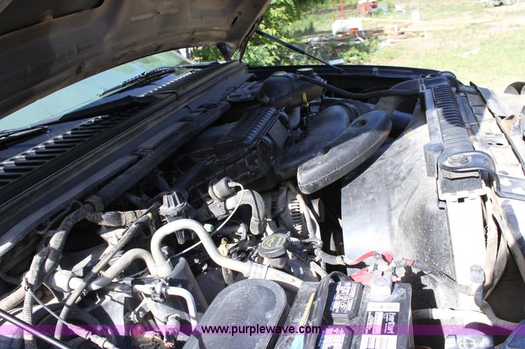 image for item D5023 2007 Ford F250 XL Super Duty pickup truck