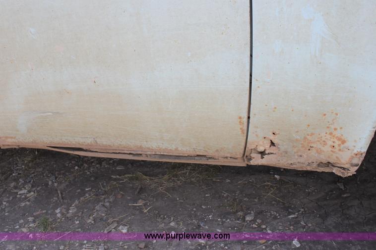 image for item D5212 1976 GMC Sierra 15 pickup truck