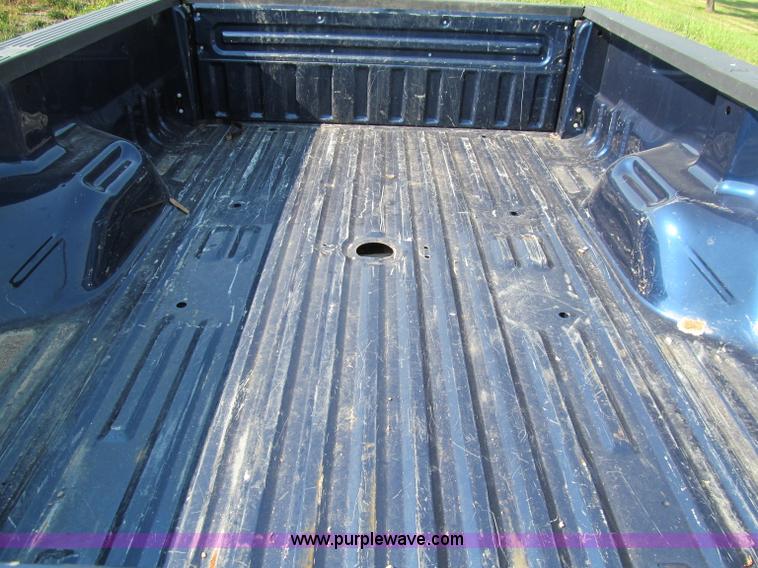 image for item E4502 Ford 8' pickup truck bed