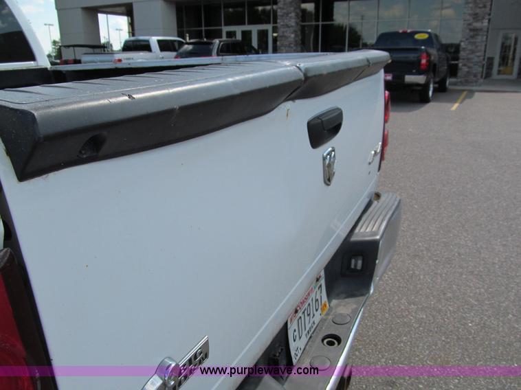 image for item I9777 2008 Dodge Ram 1500 SLT Quad Cab pickup truck