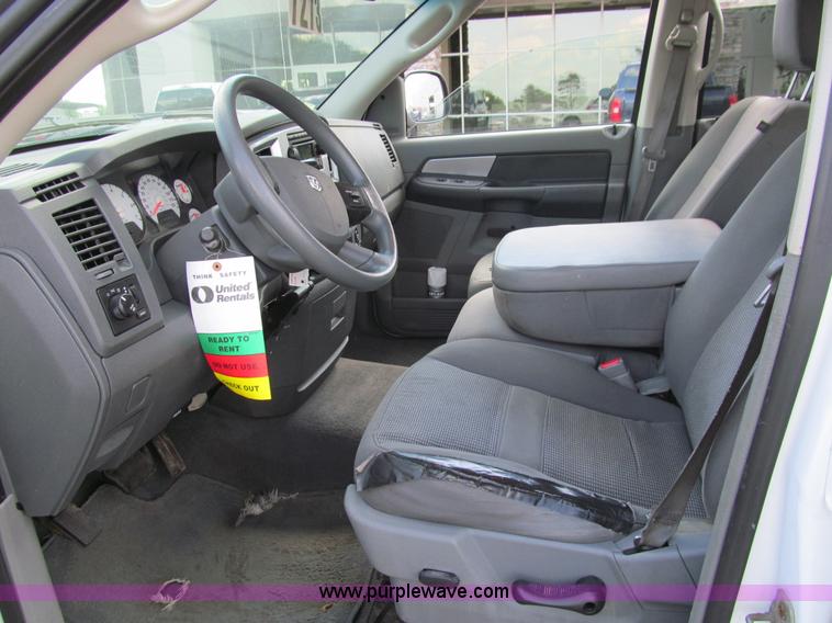 image for item I9777 2008 Dodge Ram 1500 SLT Quad Cab pickup truck