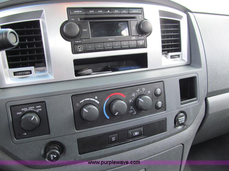 image for item I9777 2008 Dodge Ram 1500 SLT Quad Cab pickup truck