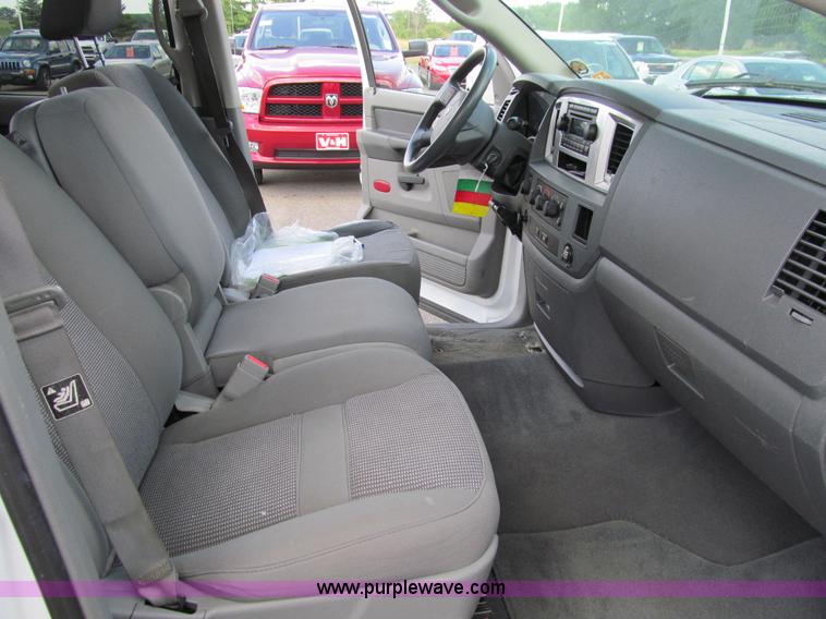 image for item I9777 2008 Dodge Ram 1500 SLT Quad Cab pickup truck