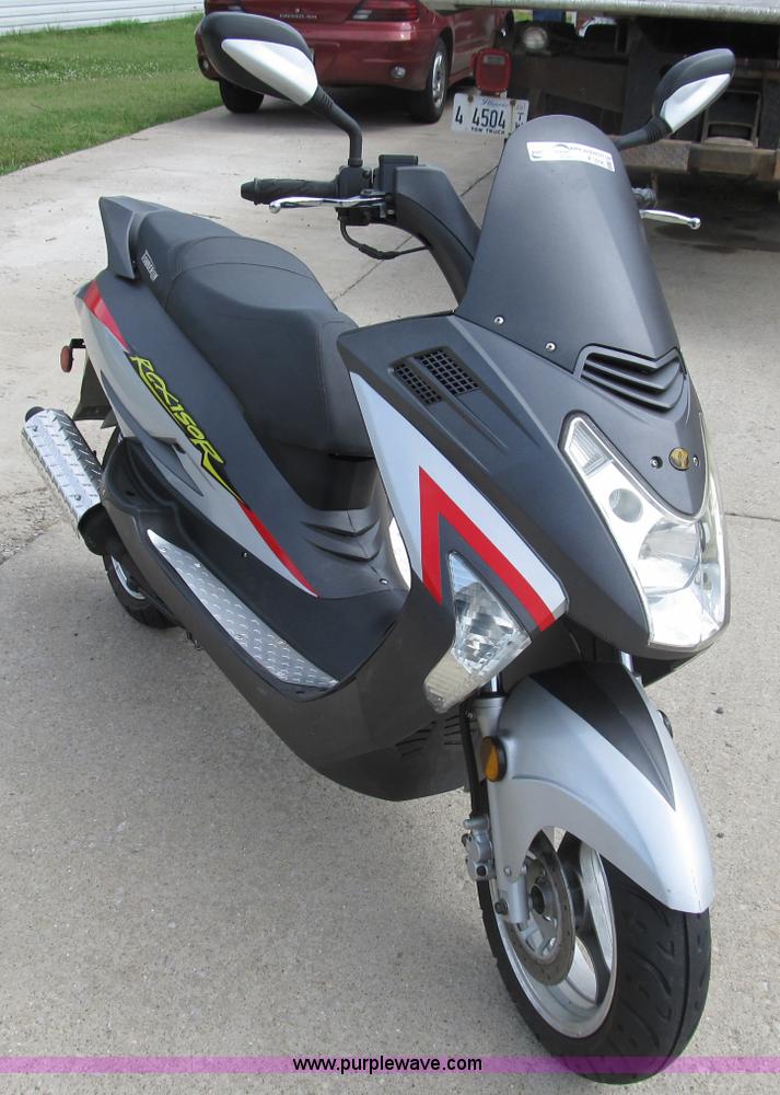 image for item K9296 2008 Znen RCX150R moped