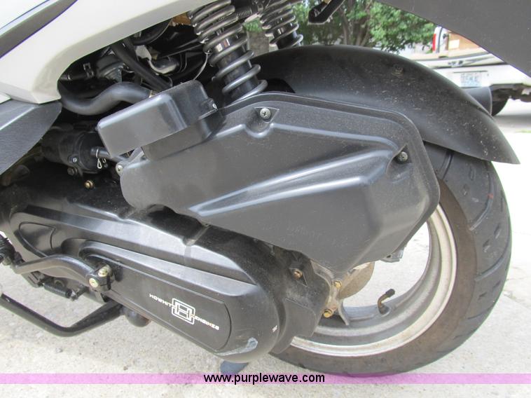 image for item K9296 2008 Znen RCX150R moped