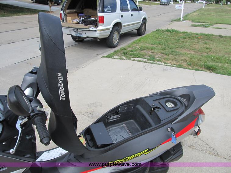 image for item K9296 2008 Znen RCX150R moped