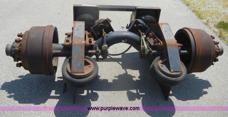 image for item N9865 Truck axle