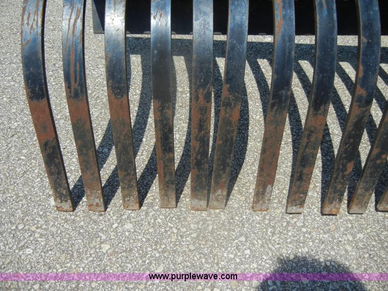 image for item N9873 Square tine rake