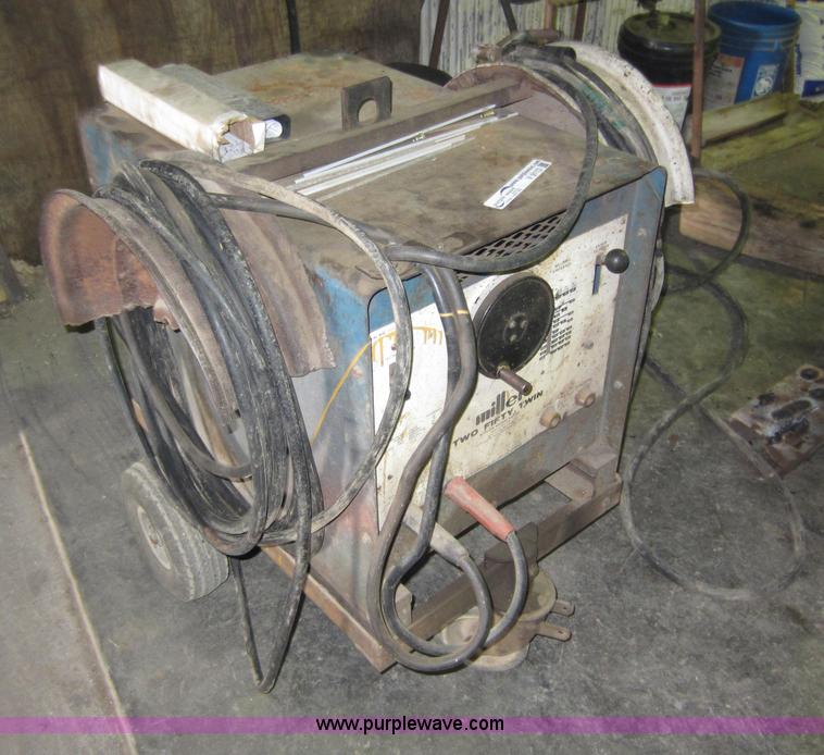 image for item V9113 Miller 250 Twin AC/DC welder