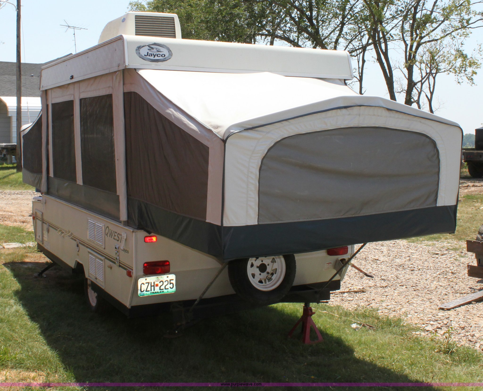 2004 Jayco Qwest popup camper in Council Grove, KS Item D5209 sold