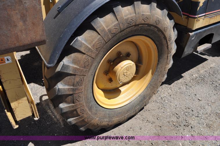 image for item A5949 2000 Caterpillar TH63 telehandler