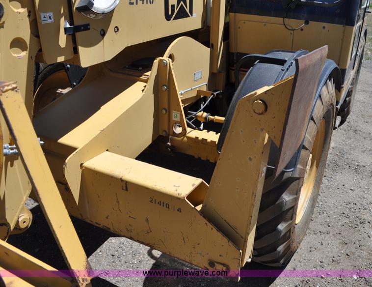 image for item A5949 2000 Caterpillar TH63 telehandler