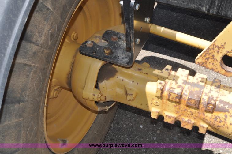 image for item A5949 2000 Caterpillar TH63 telehandler