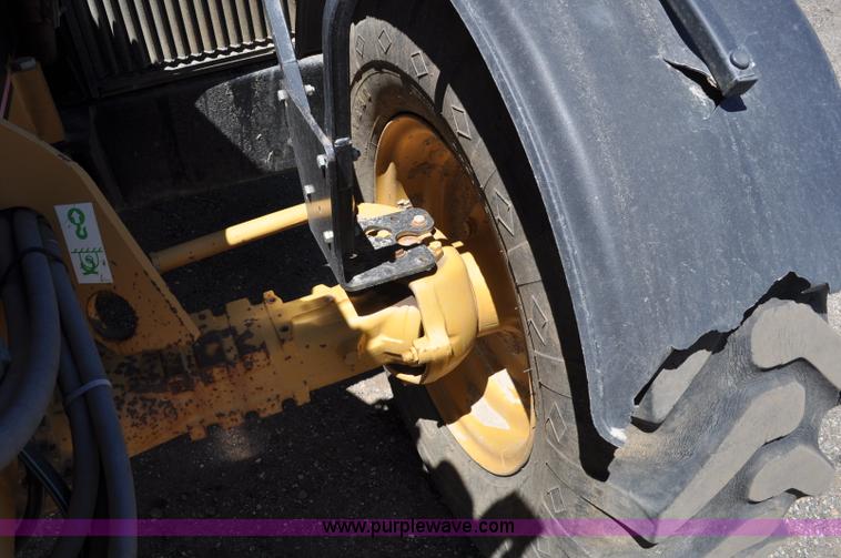 image for item A5949 2000 Caterpillar TH63 telehandler