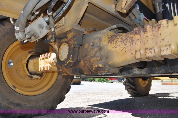 image for item A5949 2000 Caterpillar TH63 telehandler