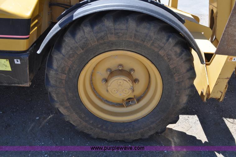 image for item A5949 2000 Caterpillar TH63 telehandler