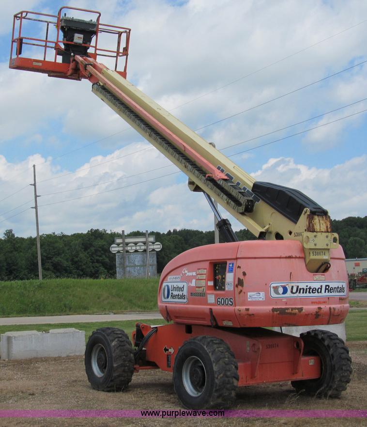 image for item A7519 JLG 600S telescoping boom lift