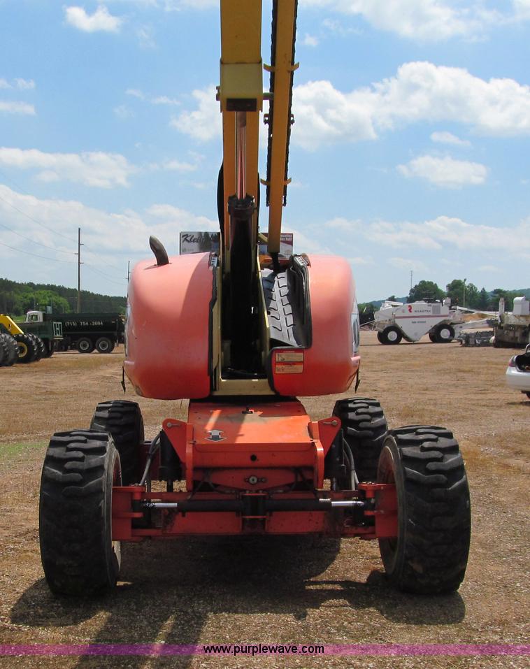 image for item A7519 JLG 600S telescoping boom lift