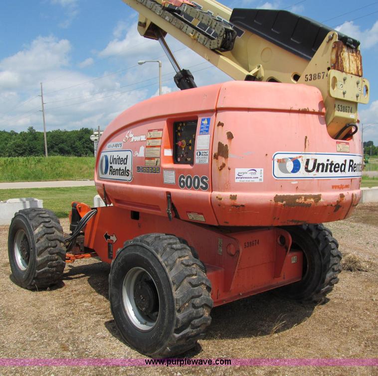 image for item A7519 JLG 600S telescoping boom lift