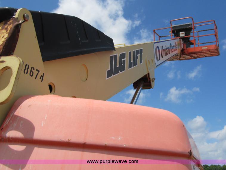 image for item A7519 JLG 600S telescoping boom lift
