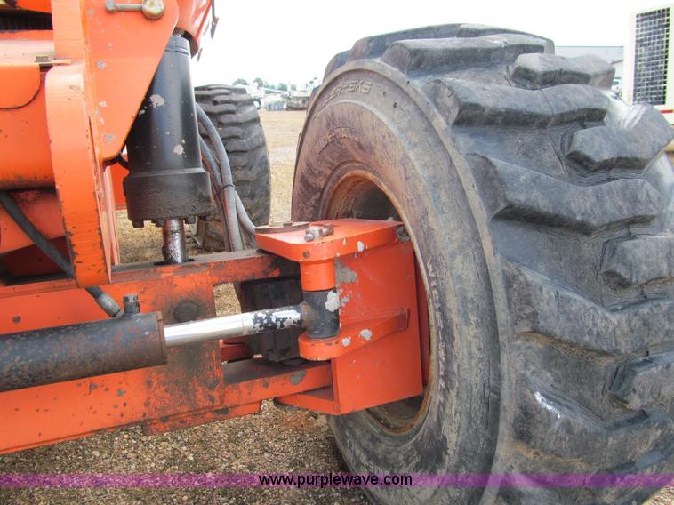 image for item A7519 JLG 600S telescoping boom lift