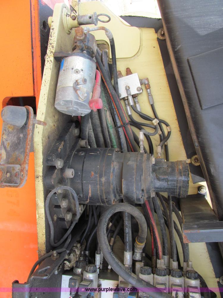 image for item A7519 JLG 600S telescoping boom lift