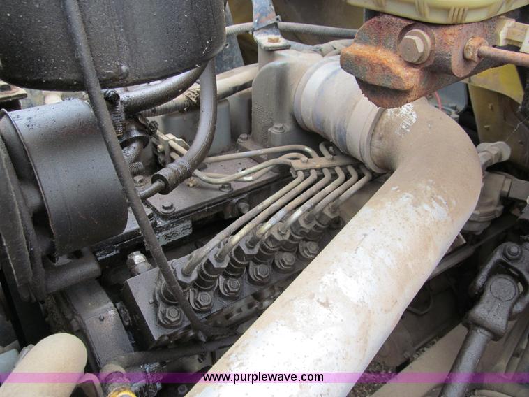 image for item A7520 1996 Ford F850 dump truck