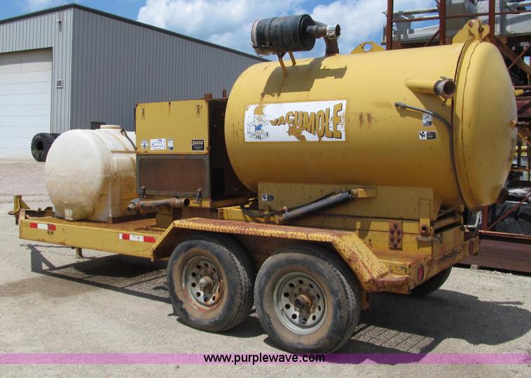 image for item A7524 McLaughlin Vacumole MELT-500D portable vacuum unit