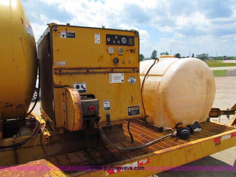 image for item A7524 McLaughlin Vacumole MELT-500D portable vacuum unit