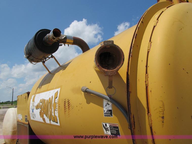 image for item A7524 McLaughlin Vacumole MELT-500D portable vacuum unit