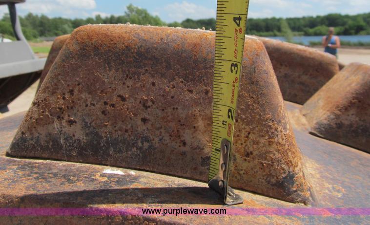 image for item A7525 2002 Superpac 8410P padfoot compactor