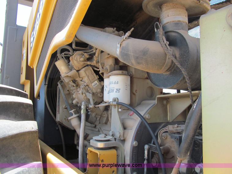 image for item A7525 2002 Superpac 8410P padfoot compactor