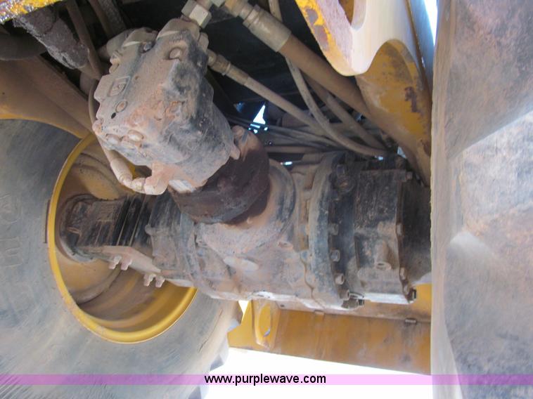 image for item A7525 2002 Superpac 8410P padfoot compactor