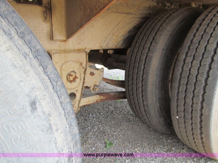 image for item A8361 Portec 1042 portable tumble grinder